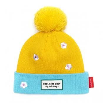 Mountain Marguerites Winter Hat