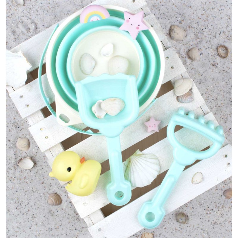baby bucket and spade set